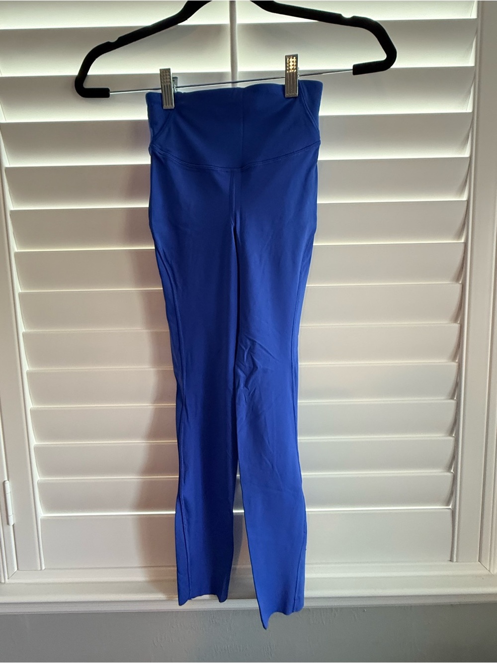 Lululemon women’s  High-Waist Blue Stretch leggings